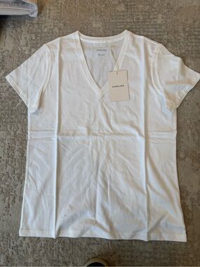 Everlane White V-Neck Cotton Tee
